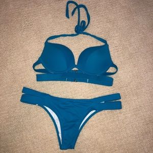 Victoria’s Secret bikini